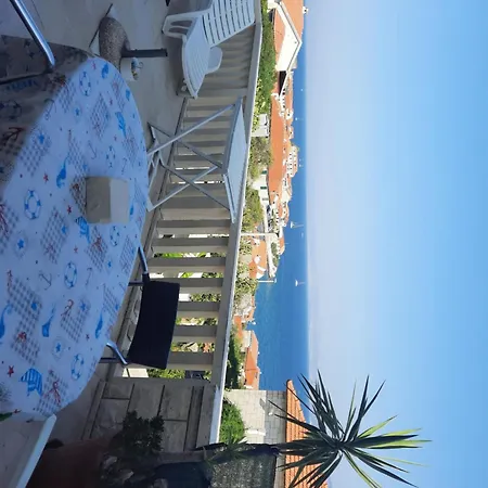 Apartment More 아파트 *