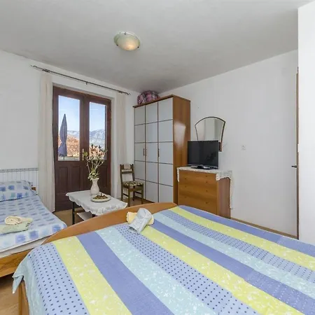 Apartment More דירה